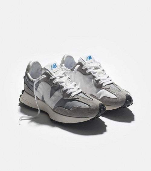 New Balance 327