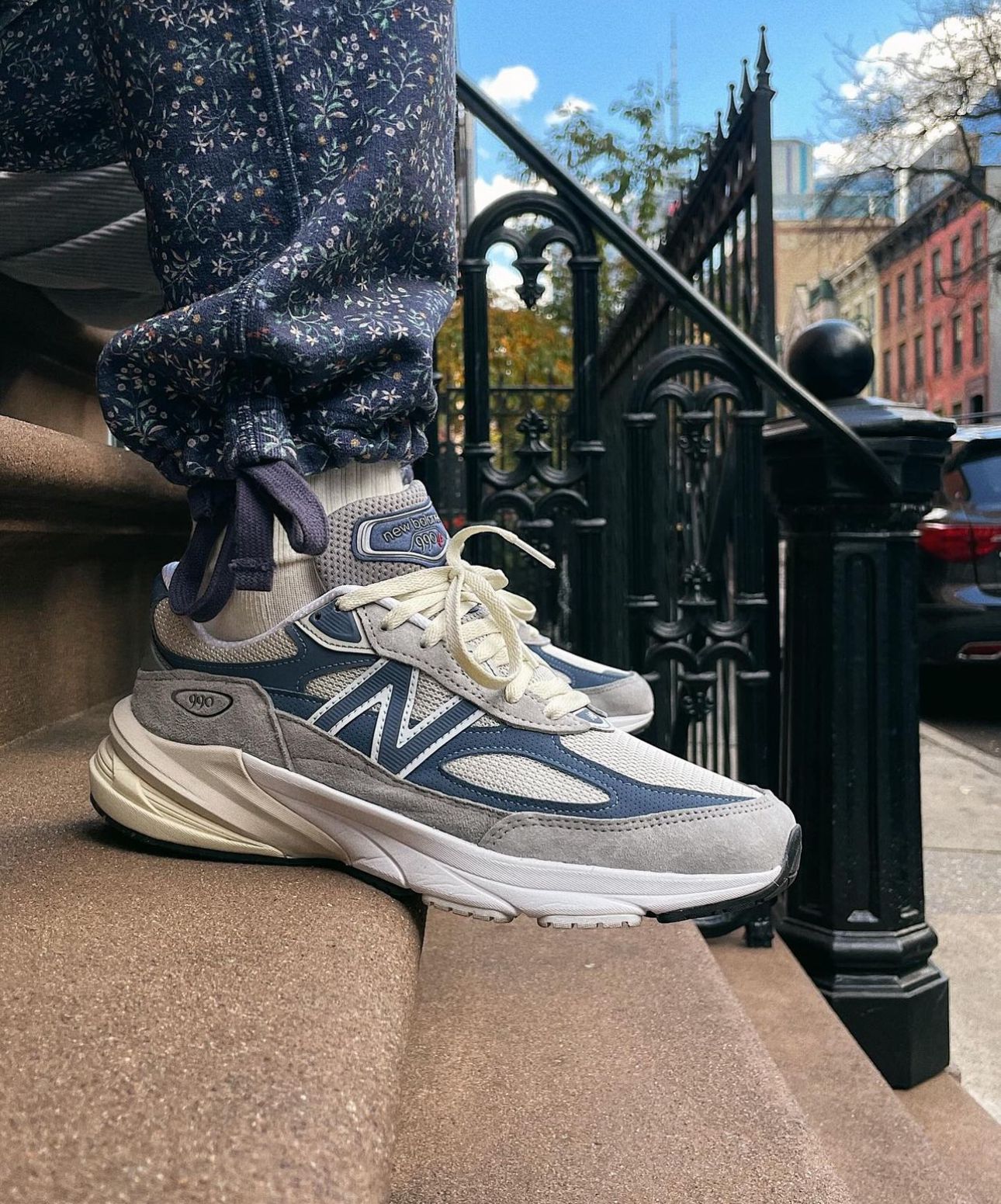 New Balance 990v6