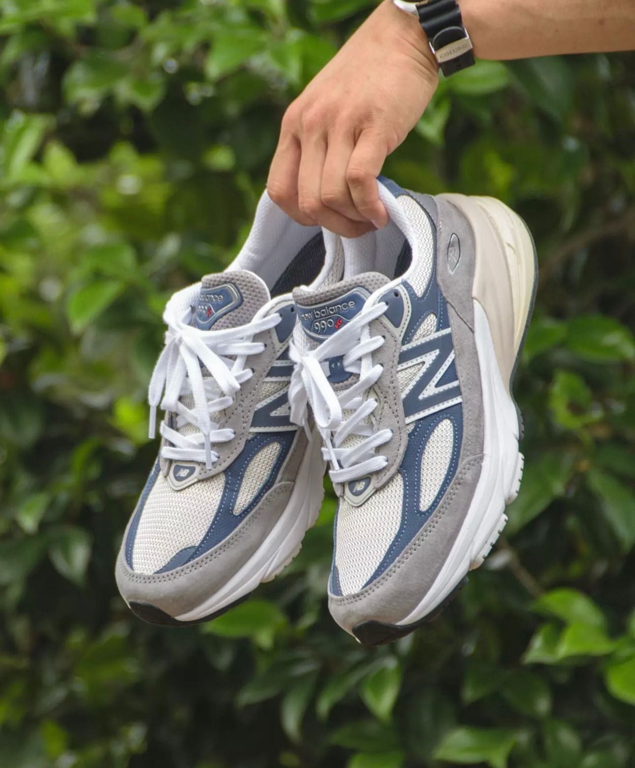 New Balance 990v6