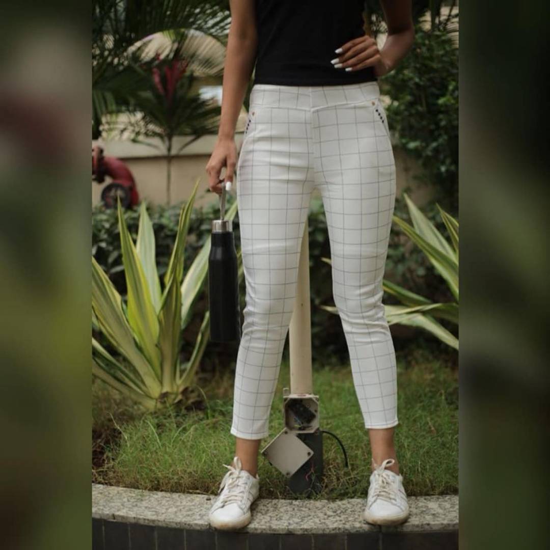 women chex pant