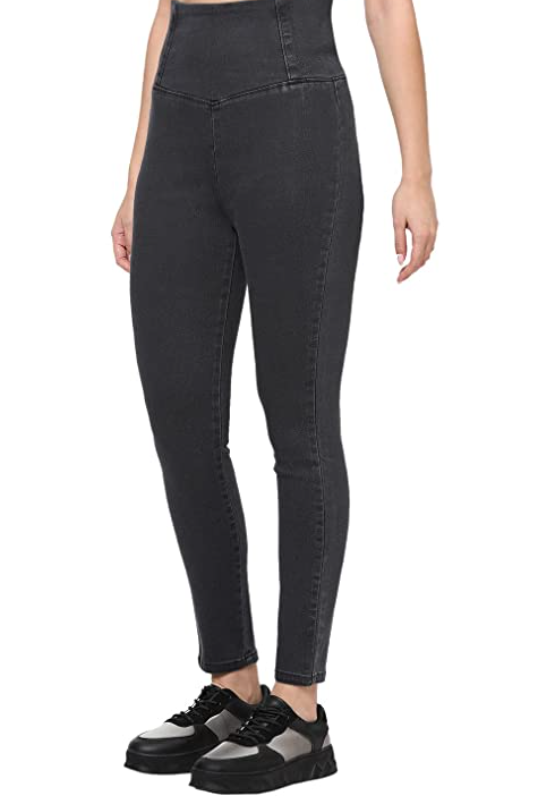 Women's Skinny Fit Jeans