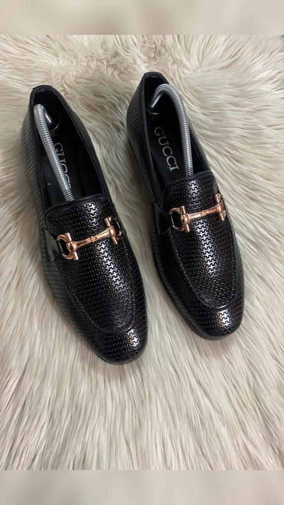 GUCCI Buckle Woven Moccasins