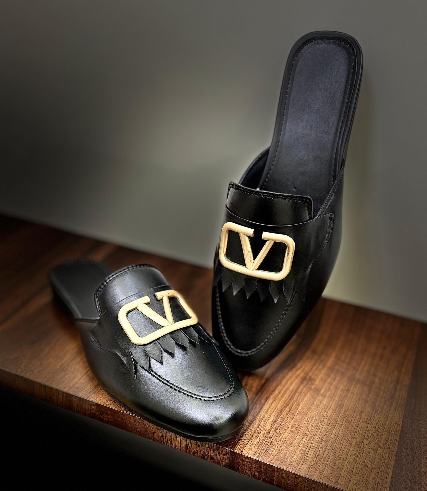 Valentino Mules