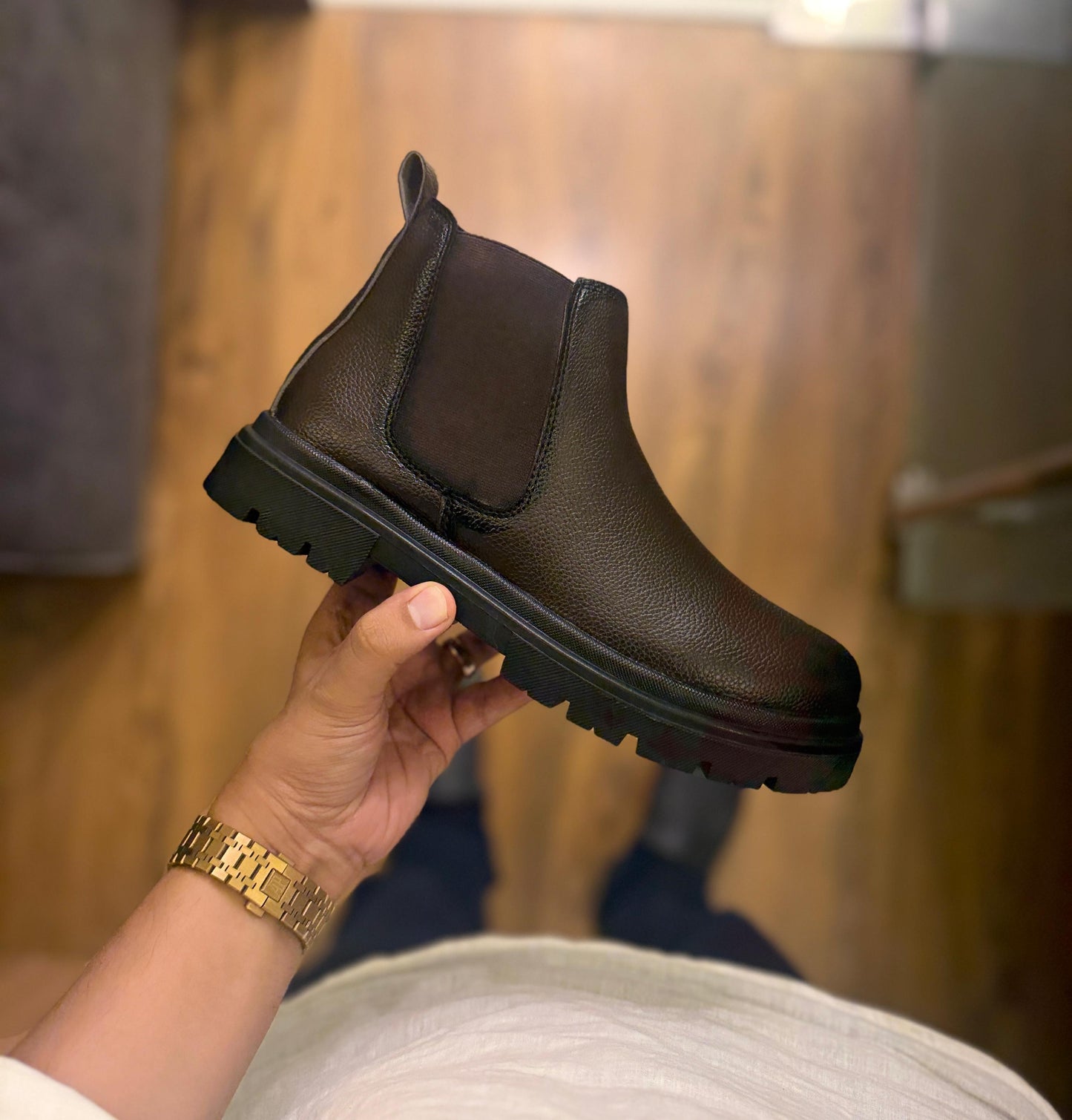 CHUNKY CHELSEA BOOTS