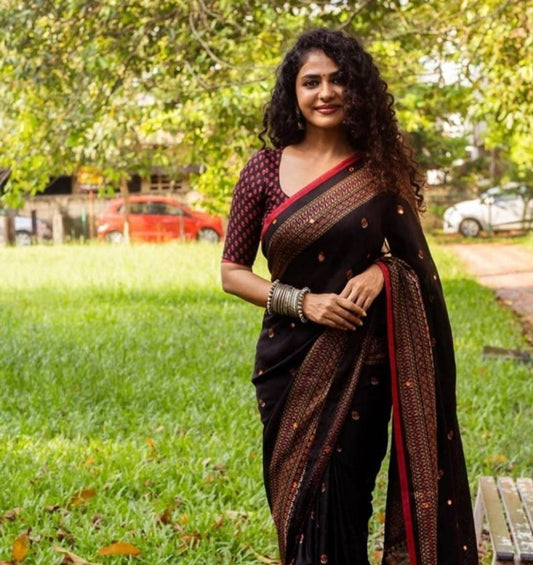 Cotton Printed Saree With Blouse Piece