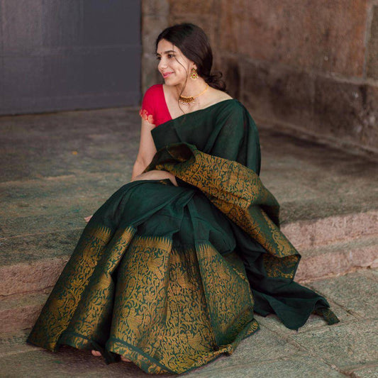 Cotton Blend Green Saree With Blouse Piece